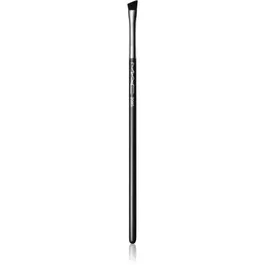 MAC Cosmetics Brush 208S Angled Brush perie curbata pentru sprancene 1 buc